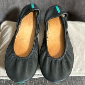 Black leather Tieks 7